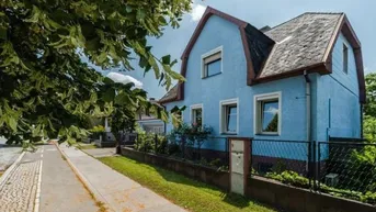 Expose Charmantes Haus mit großem Garten in Essling steht zum Verkauf