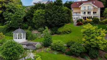 Expose Exklusive Villa in Baden bei Wien – einzugsbereit, mit beheizbarem Pool &amp; traumhaft gepflegtem Garten
