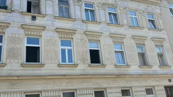 Expose Anlagewohnung in 1220 Wien – Stilvoll sanierte Altbauwohnung mit solider Rendite
