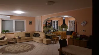 Expose Stilvolles Einfamilienhaus in Hévíz – Modernes Wohnen am Waldrand