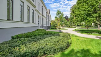 Expose Zeitlos schöne 4 Zimmer Gartenterrassenwohnung mit Concierge Service