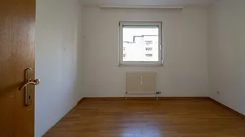 Expose Traumhafte 3-Zimmer-Wohnung in bester Lage von Attnang-Puchheim