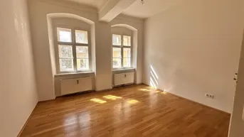 Expose Ab sofort! Garconnieré am Grießplatz! Wunderschöne Kleinwohnung, zentrale Lage!
