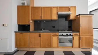 Expose INVESTMENTHIT | 39 m² | renovierter Altbau | PROVISIONSFREI | unbefristet vermietet