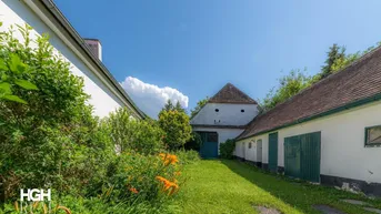 Expose 2051 Zellerndorf Idyllischer Bauernhof mit alter Scheune, Garten und Weinkeller
