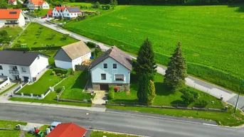 Expose Wohnhaus mit Weitblick in Oberkohlstätten