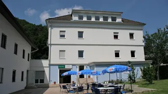 Expose Großzügiges Beherbergungsgebäude bzw. Zinshaus in BAD GLEICHENBERG