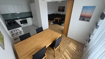 Expose Sanierte 3 Zimmer Eigentumswohnung (ca. 84 m²) mit Balkon und Tiefgarage in Graz/Geidorf
