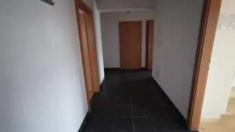 Expose Mietwohnung (ca. 66 m²) in Trautmannsdorf inkl. Einbauküche und Balkon mit traumhaften Ausblick!