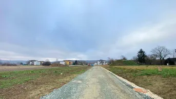 Expose Sonnige ca. 1000 m² große Grundstücke in Dobersdorf