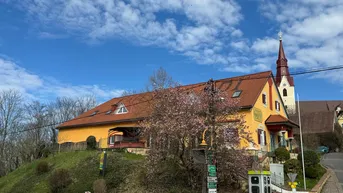 Expose Großzügige Gaststätte (ca. 297 m²) mit Wohnbereich im OG (ca. 346 m²) in JAGERBERG