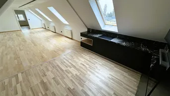 Expose Helle 2-Zimmer Dachgeschoßwohnung in Fürstenfeld/Nähe Hauptplatz