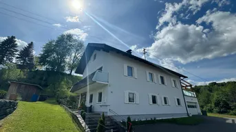Expose Großzügiges Ein-/Zweifamilienhaus in Tautendorf - Gemeinde Söchau - RUHELAGE!
