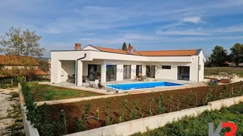 Expose Istrien, Umgebung von Rovinj, wunderschönes Einfamilienhaus mit Pool.