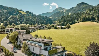 Expose Ski-Verleih in TOP Lage mit exklusiver Penthouse-Wohnung