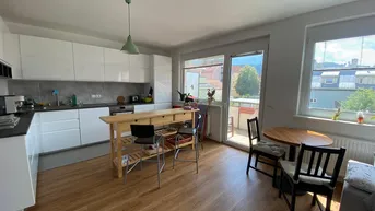 Expose Zentral - ruhig - sonnig -provisionsfrei - generalsanierte 3-Zimmer-Wohnung