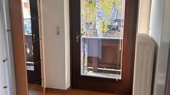 Expose 2.5-Zimmer Wohnung mit 30m² Balkon und Parkplatz