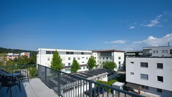 Expose Leistbares Penthouse. Garage und Stellplatz inklusive.