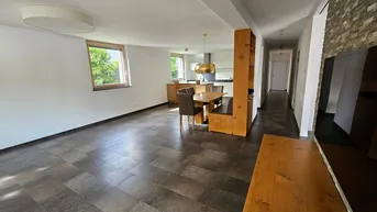 Expose Moderne 4 Zimmer Gartenwohnung