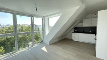Expose Sonnendurchflutete 2-Zimmer Wohnung im Dachgeschoss + 33 m² Südwest-Dachterrasse!!