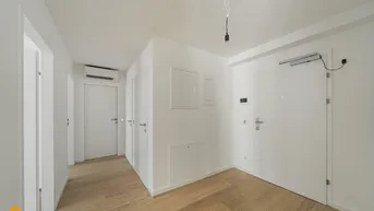 Expose Ihre neue Dach-Traumwohnung, 3,5 Zimmer, Erstklassige Ausstattung, Neubau, luxuriös + 75 m² Dachterrasse und 1x Garage inkl.