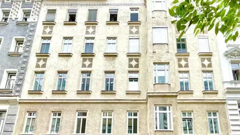 Expose Dachgeschosswohnung (225 m²) + Dachterrasse (54 m²) in der Albertgasse 6, 1080 Wien