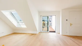 Expose Sonnendurchflutete 2-Zimmer Wohnung im Dachgeschoss + 33 m² Südwest-Dachterrasse!!