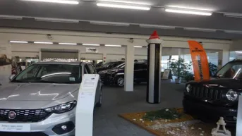Expose Attraktives Autohaus mit großem Schauraum und Stellflächen – ca. 910 m², Baden