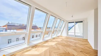 Expose Exklusive 4-Zimmer-Wohnung mit 43 m² Panoramaterrasse – Familienhit im DG