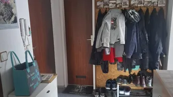 Expose  2-Zimmer Wohnung mit Loggia und Parkplatz