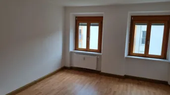 Expose FRAUNEDERGASSE 22! GÜNSTIGE 3 ZIMMERWOHNUNG!