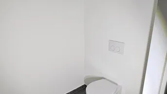 Expose 3 Zimmerwohnung mit sonniger Loggia, Terrasse - unbefristeter Mietvertrag