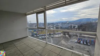 Expose 3 Zimmerwohnung mit verglaster Loggia und Einbauküche - Unbefristeter Mietvertrag