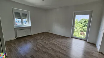 Expose Geförderte - Großzügige 2 Zimmerwohnung mit englischem Balkon / Heizkosten sind in der Miete inkludiert !!!
