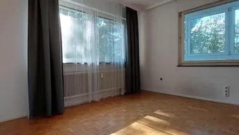 Expose Renovierungsbedürftig: Geräumige 5-Zimmer-Wohnung in Innsbruck