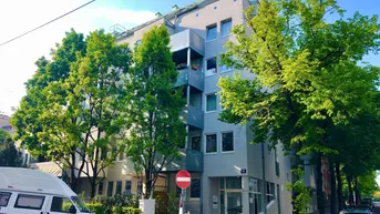 Expose PRIVAT: Helle, komplett sanierte Traumwohnung mit sonnigem Balkon in Döbling