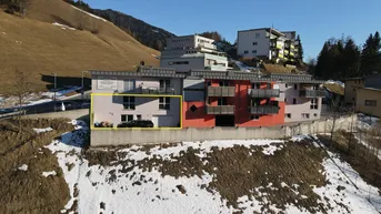 Expose Seltene Gelegenheit! Großzügige 4 Zimmerwohnung mit eigener Tiefgarage und einer Garconierre