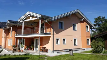 Expose Exclusive Doppelhaushälfte in Seekirchen 