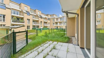 Expose Erstbezug: Hochwertige 2-Zimmer-Mietwohnung mit Terrasse und Garten in Ruhelage inkl. Garage