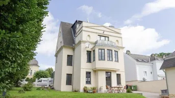 Expose Erfolgreich investieren: Villa mit 3 Wohneinheiten in St. Pölten plus 1964 m² Bauland