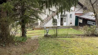 Expose Renovierungsbedürftiges Einfamilienhaus in idyllischer Lage in Gießhübl - Ihr neues Zuhause
