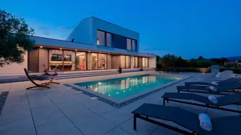 Expose Traumhafte Villa in Krnica, Kroatien - Luxus pur - Fantastic villa in Krnica, Croatia - pure luxury