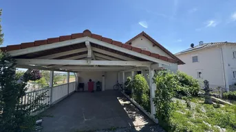 Expose Außergewöhnliches Einfamilienhaus mit zwei Wohneinheiten, Garten und Gästehaus – am Ortsrand im Grünen und dennoch stadtnah