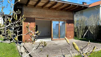 Expose Sonniger Bungalow mit Garten und Carport in Mondsee