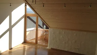 Expose 2-Zimmer-Wohnung (45 m²) im Bauernhaus – Balkon &amp; Parkplatz, Langkampfen