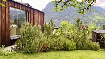 Expose Daheim in einem luxuriösen Kleinod mit herrlichem Garten und spektakulären Ausblicken