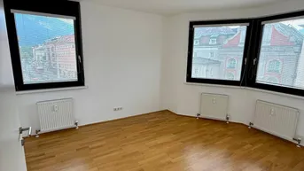 Expose Moderne 3-Zimmer-Wohnung mit neuer Küche, Lift &amp; TG-Platz direkt am Marktplatz in Innsbruck