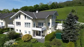 Expose Doppelhaushälfte mit Seeblick