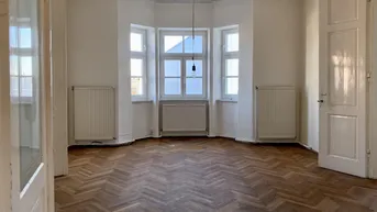 Expose Charmante Villa mit 224m² und 8 Zimmern in 2630 Ternitz
