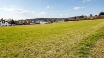 Expose Perfekt geformtes Baugrundstück in Grub im Wienerwald - Absolute Ruhelage!
